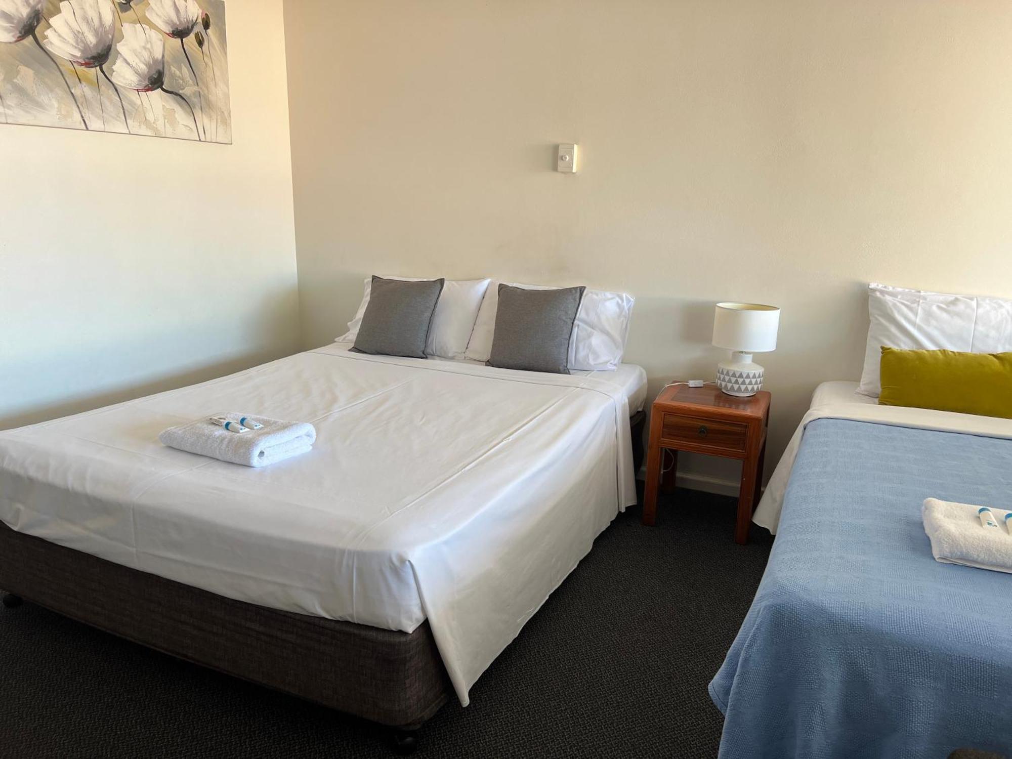 Shell Motel Bowen Extérieur photo